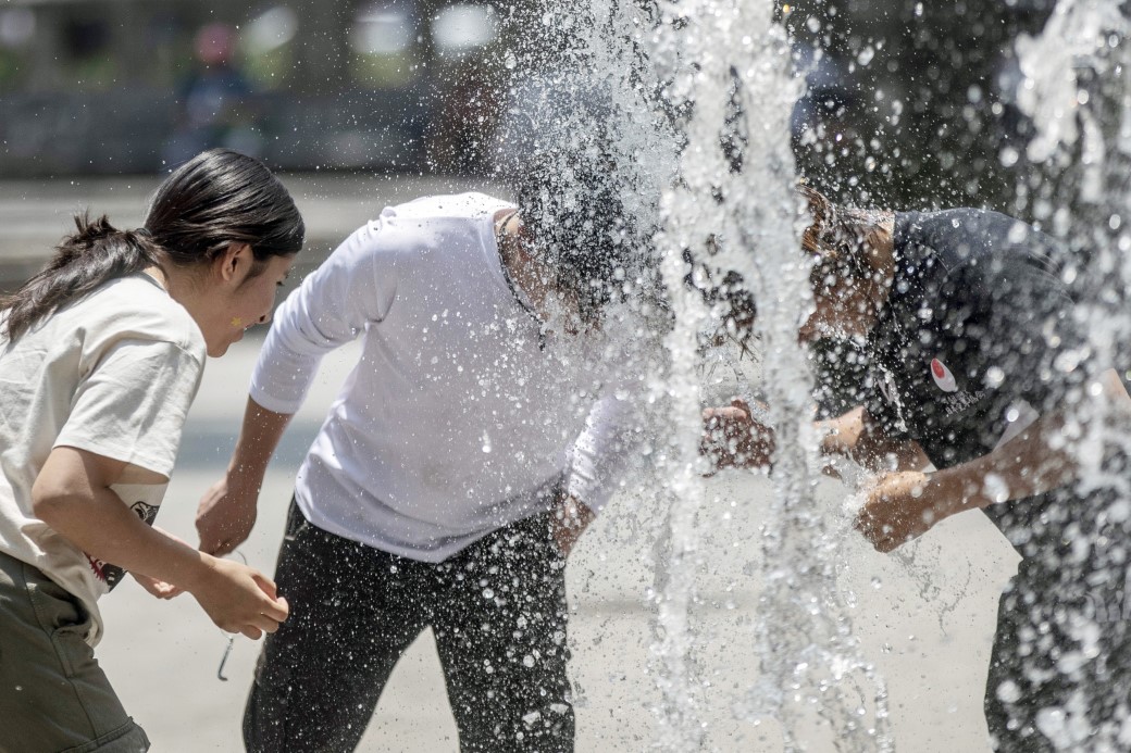 Mexican authorities call for precautions amid rising temperatures