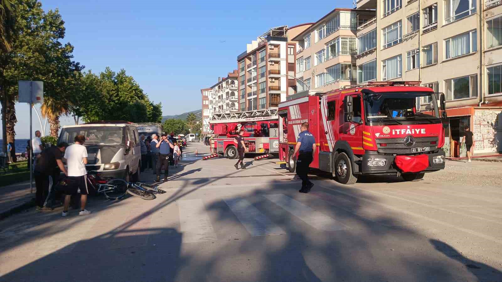 YANGINDA MAHSUR KALAN KADIN VE ÇOCUK KURTARILDI