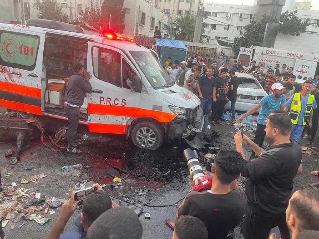 İsrail’in ambulans saldırısında 15, okul saldırısında 20 can kaybı
