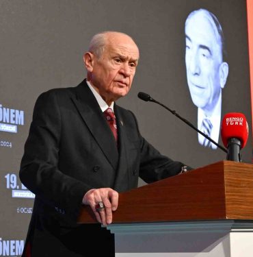 DEVLET BAHÇELİ'NİN TİRE TALEBİ: CUMHUR İTTİFAKI MHP'Lİ ADAYI DESTEKLEYECEK İYİ PARTİLİ TİRE BELEDİYE BAŞKANI SALİH ATAKAN DURAN'IN MHP'YE GEÇECEĞİ İDDİA EDİLİYOR