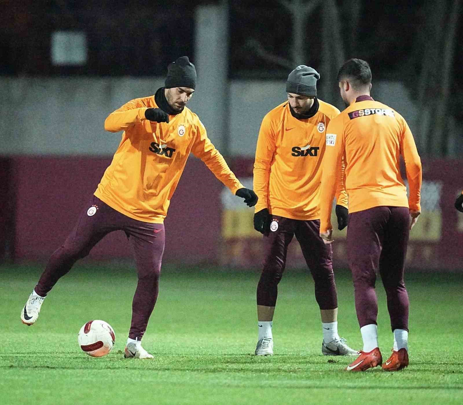 GALATASARAY, KAYSERİSPOR MAÇI HAZIRLIKLARINI TAMAMLADI