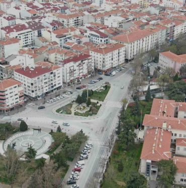KIRKLARELİ’NDE KONUT SATIŞLARI AZALDI TÜRKİYE’DE SON BİR SENEDE KONUT SATIŞLARI YÜZDE 14,9 DÜŞERKEN KIRKLARELİ’NDE İSE YÜZDE 27'YE GERİLEDİ