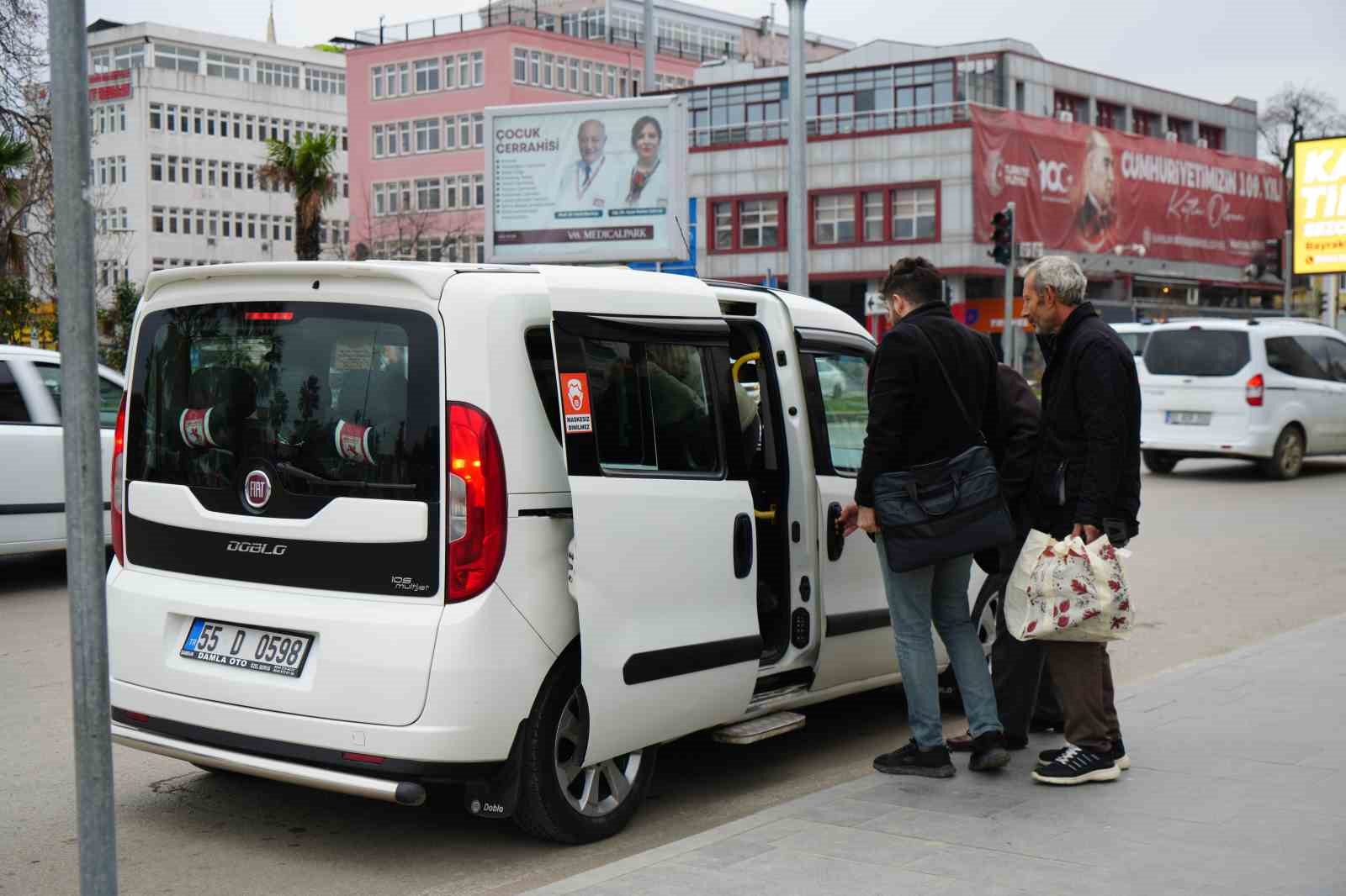 SAMSUN'DA ULAŞIMA YÜZDE 30 ZAM İLÇE MİNİBÜSLERİ YÜZDE 20 ZAMLANDI