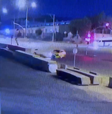 KAVŞAKTA FECİ KAZA GÜVENLİK KAMERASINDA: 1 ÖLÜ, 1 YARALI TİCARİ TAKSİ İLE MOTOSİKLET KAVŞAKTA ÇARPIŞTI