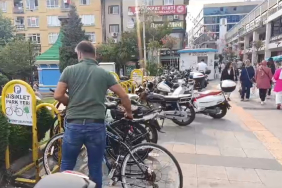 YAYALARIN KULLANACAĞI ALANLARI İŞGAL EDEN MOTOSİKLET SÜRÜCÜLERİ CEZADAN KAÇAMADI