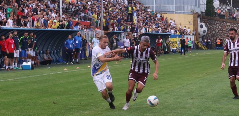 TFF 2. LİG: BELEDİYE DERİNCESPOR: 1 - ELAZIĞSPOR: 1