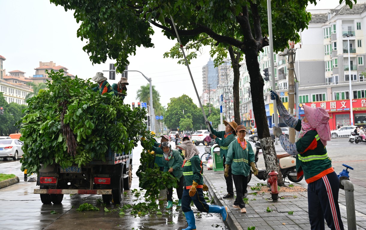 Southern China braces for Typhoon Yagi