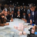 AŞİRET DÜĞÜNÜNDE GELİNE 5 KİLO ALTIN, DAMADA İSE 5 MİLYON 150 BİN TL PARA TAKILDI