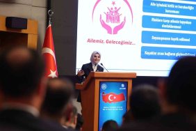 BAKAN GÖKTAŞ: "KAYMAKAMLARIMIZ, SOSYAL HİZMETLERİMİZİN HER KESİME HIZLI VE DOĞRU ŞEKİLDE ULAŞTIRILMASINDA KÖPRÜ GÖREVİ GÖRÜYOR"