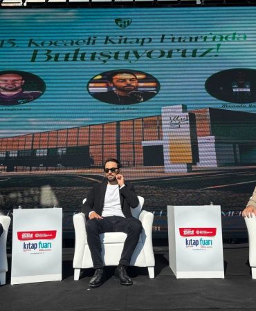 KOCAELİSPOR TEKNİK DİREKTÖRÜ SELÇUK İNAN: "ANTRENÖRLÜK BENİM İÇİN FUTBOLCULUĞUN ÖNÜNDE"