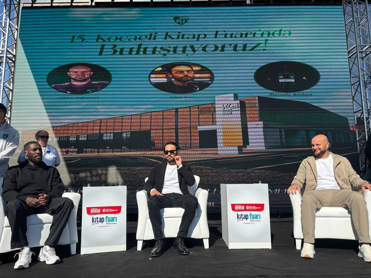 KOCAELİSPOR TEKNİK DİREKTÖRÜ SELÇUK İNAN: "ANTRENÖRLÜK BENİM İÇİN FUTBOLCULUĞUN ÖNÜNDE"