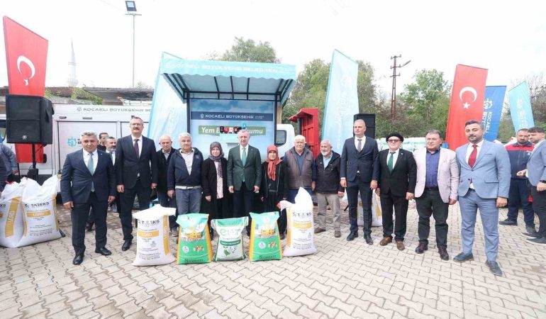 3 BİN 500 ÇİFTÇİYE BİN 420 TON YEM BİTKİSİ TOHUMU DESTEĞİ