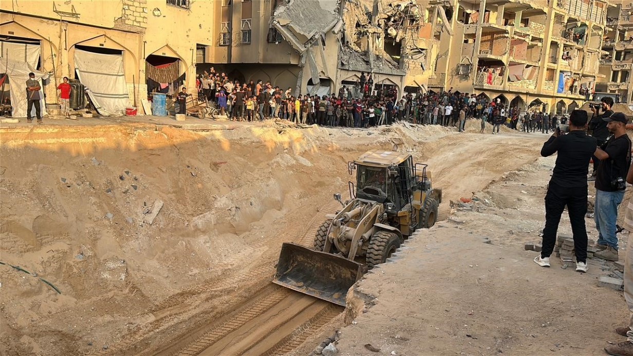 HAMAS, İSRAİLLİ REHİNELERİN CESETLERİNE ULAŞMAK İÇİN KAZI ÇALIŞMALARINI SÜRDÜRÜYOR