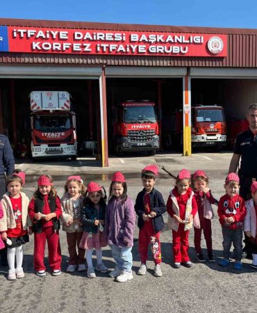 ÖĞRENCİLER İTFAİYECİLİK MESLEĞİNİ YAKINDAN TANIDI
