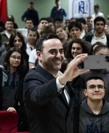 BAŞKAN ÖZLÜ’DEN İLHAM VEREN BULUŞMA
