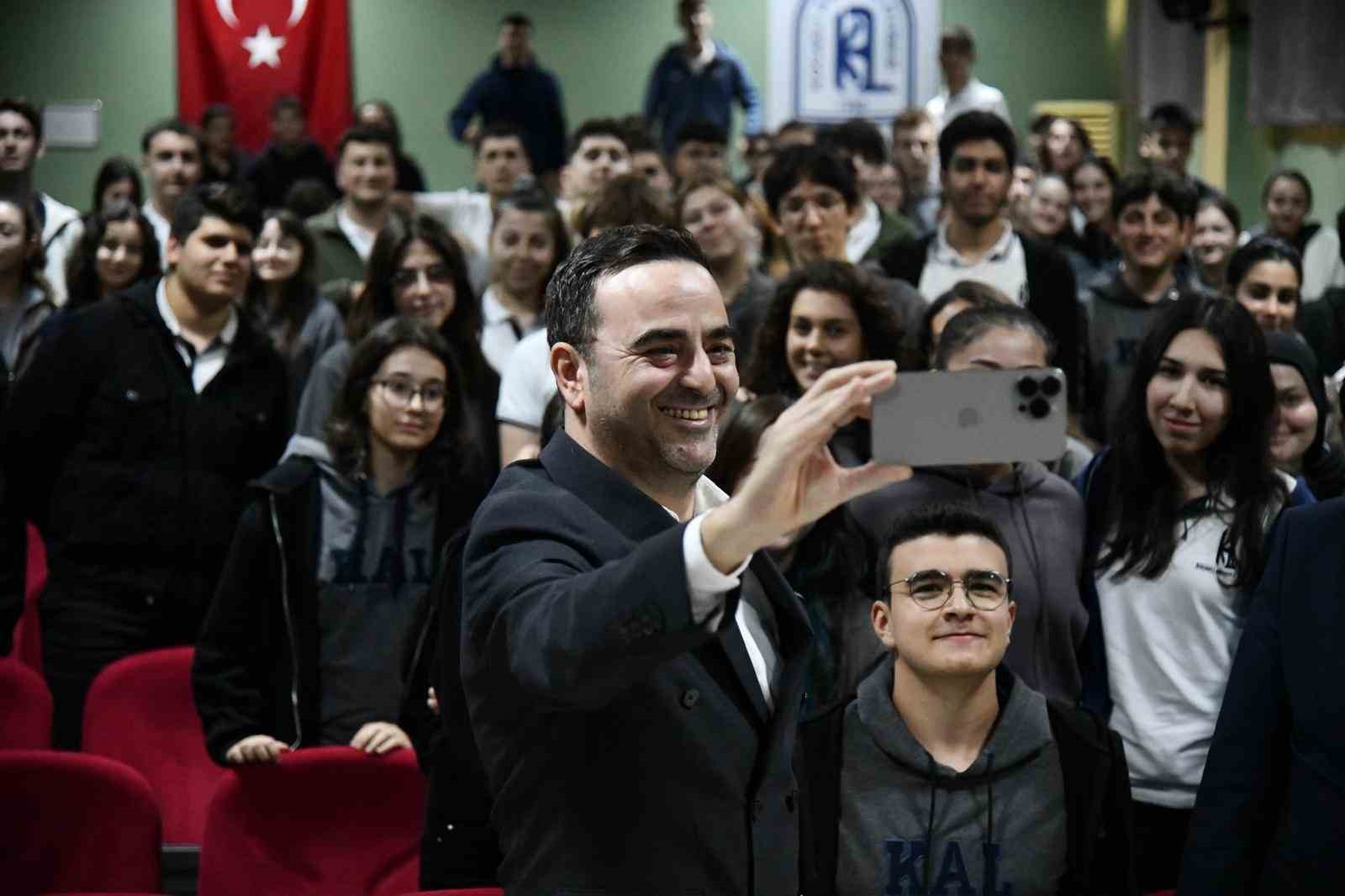 BAŞKAN ÖZLÜ’DEN İLHAM VEREN BULUŞMA