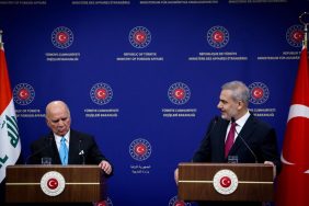 DIŞİŞLERİ BAKANI FİDAN: "IRAK-TÜRKİYE PETROL BORU HATTINDAN YENİDEN PETROL SEVKİYATINA BAŞLANMASI MEMNUNİYET VERİCİ BİR GELİŞME" DIŞİŞLERİ BAKANI FİDAN, IRAKLI MEVKİDAŞI İLE ORTAK BASIN TOPLANTISI DÜZENLEDİ