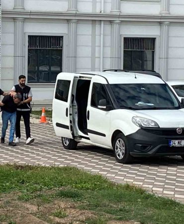 EŞİ DAYISI TARAFINDAN ÖLDÜRÜLEN KADIN: "KOCAM UYUŞTURUCU BAĞIMLISIYDI VE BANA ŞİDDET UYGULUYORDU" YEĞENİNİN EŞİNİ ÖZEL HALK OTOBÜSÜNDE ÖLDÜREN SANIĞA MÜEBBET HAPİS TALEBİ