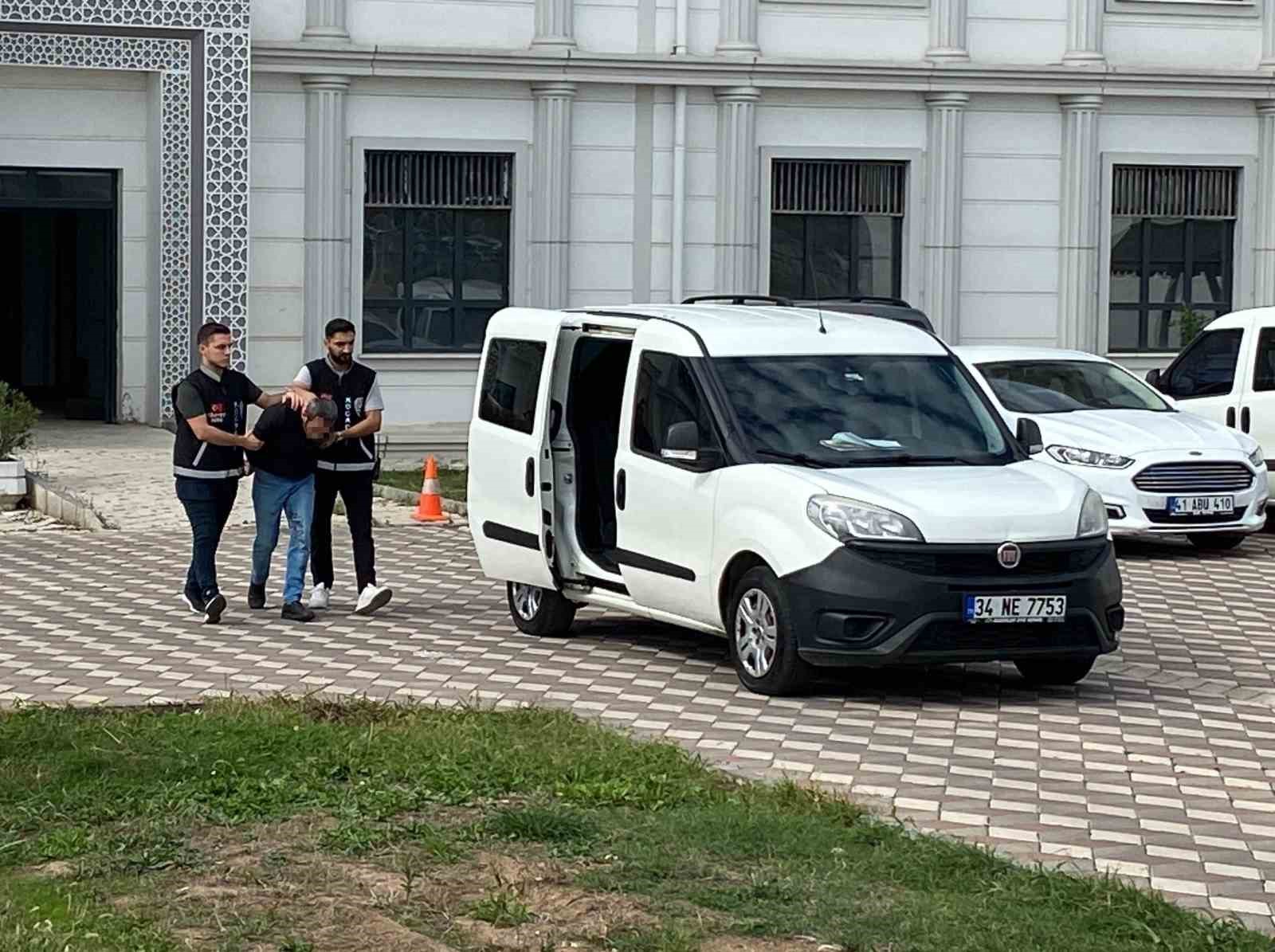 EŞİ DAYISI TARAFINDAN ÖLDÜRÜLEN KADIN: "KOCAM UYUŞTURUCU BAĞIMLISIYDI VE BANA ŞİDDET UYGULUYORDU" YEĞENİNİN EŞİNİ ÖZEL HALK OTOBÜSÜNDE ÖLDÜREN SANIĞA MÜEBBET HAPİS TALEBİ