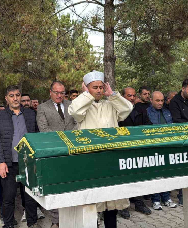 OĞLUNU, TORUNLARINI VE GELİNİNİ KAYBEDEN ACILI BABA: "SUÇLULAR HER KİMSE CEZALARINI ÇEKSİNLER VE GÜNEŞ YÜZÜ DE GÖRMESİNLER" BABA YILMAZ BÖCEK: "MADEM Kİ BU KİMYASAL BU KADAR GÜÇLÜYDÜ, BUNUN NEDEN PANZEHİRİ YOK?"