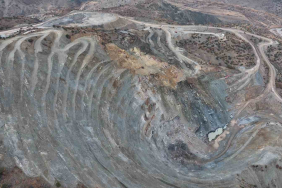 GÖÇÜK ALTINDA KALAN İŞÇİYİ ARAMA KURTARMA ÇALIŞMALARI 3’ÜNCÜ GÜNÜNDE DEVAM EDİYOR