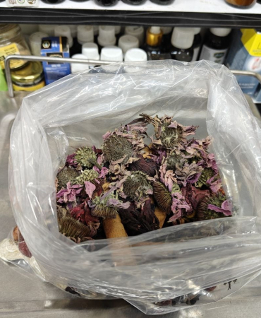 GEÇMEYEN ÖKSÜRÜĞE ‘BİTKİSEL' KARIŞIM