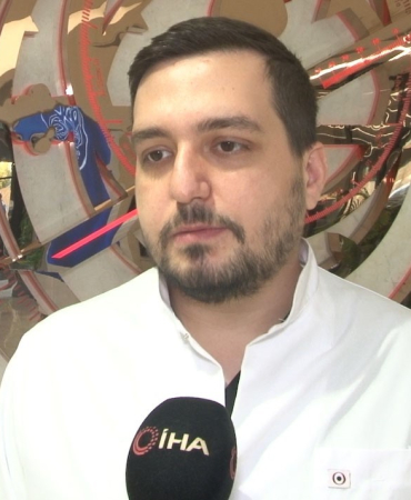 ACİLLERDE ‘GIDA ZEHİRLENMESİ ENDİŞESİ' HAREKETLİLİĞİ: "BAŞVURULARIMIZ YOĞUNLAŞTI" "HERKESTE ‘HOCAM ZEHİRLENDİM Mİ?' SORUSU VAR"