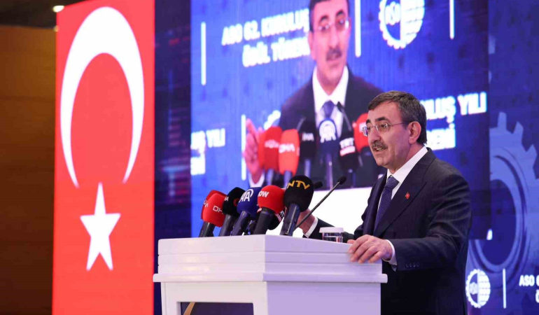 CUMHURBAŞKANI YARDIMCISI YILMAZ: ""ENFLASYON TEKRAR DÜŞÜŞ EĞİLİMİNE GİRMİŞ DURUMDA"