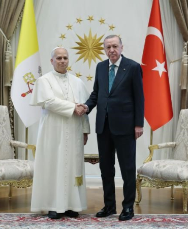 PAPA 14. LEO: "ZİYARET LOGOSUNDAKİ KÖPRÜ, TÜRKİYE'NİN DÜNYADAKİ ROLÜNÜ ANLATIYOR"