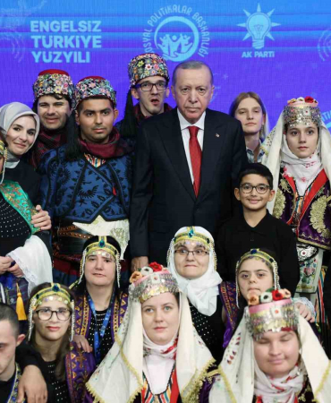 CUMHURBAŞKANI ERDOĞAN: "ENGELLİ VATANDAŞLARIMIZIN SORUNLARINI ÇÖZÜME ULAŞTIRMAK BİRİNCİL ÖNCELİĞİMİZDİR" "TÜRKİYE YÜZYILI'NI ENGELSİZ TÜRKİYE YÜZYILI YAPACAĞIZ"