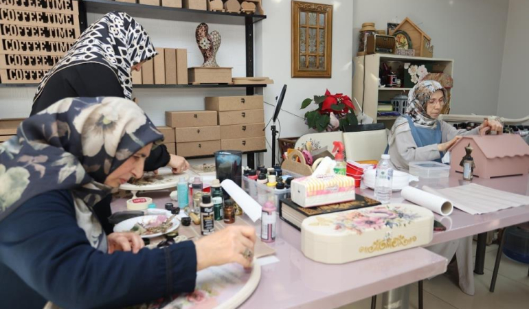 Kursiyer olarak başladıkları yolculukta patron oldular