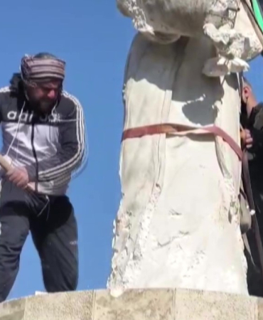 -a93b855d-97e4-47c3-a14e-e76f57de8188-frame-at-0m20s-1768822968