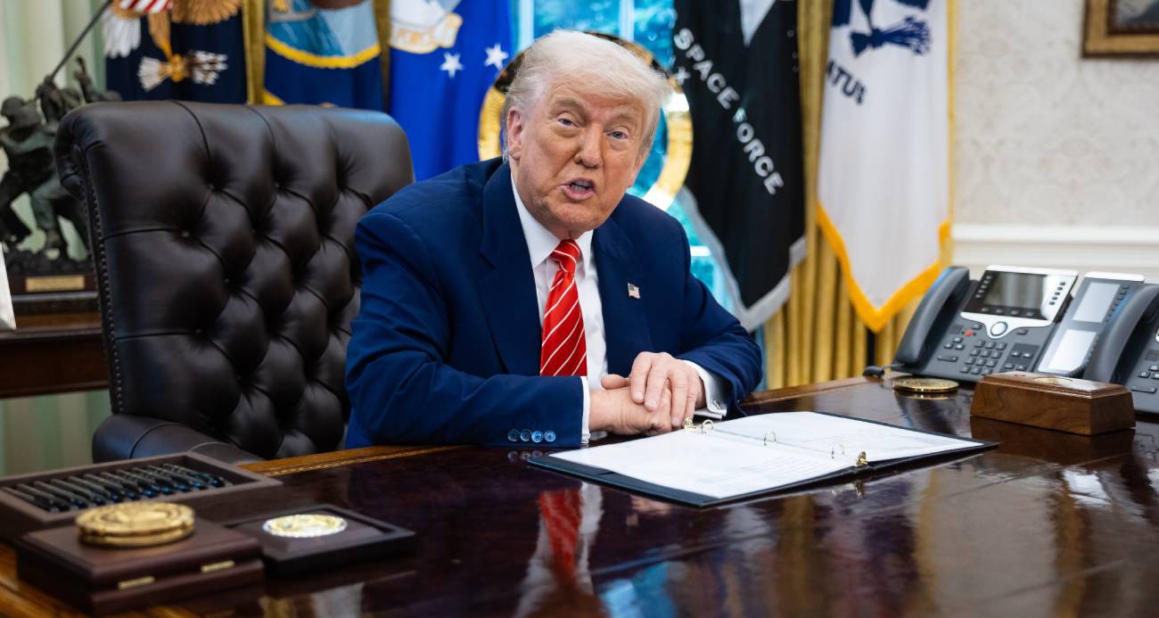 trump-beyaaz-saray-2-1769720350 (1)