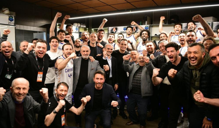 Çayırova Belediyesi 17 sayı geriden gelip kazandı