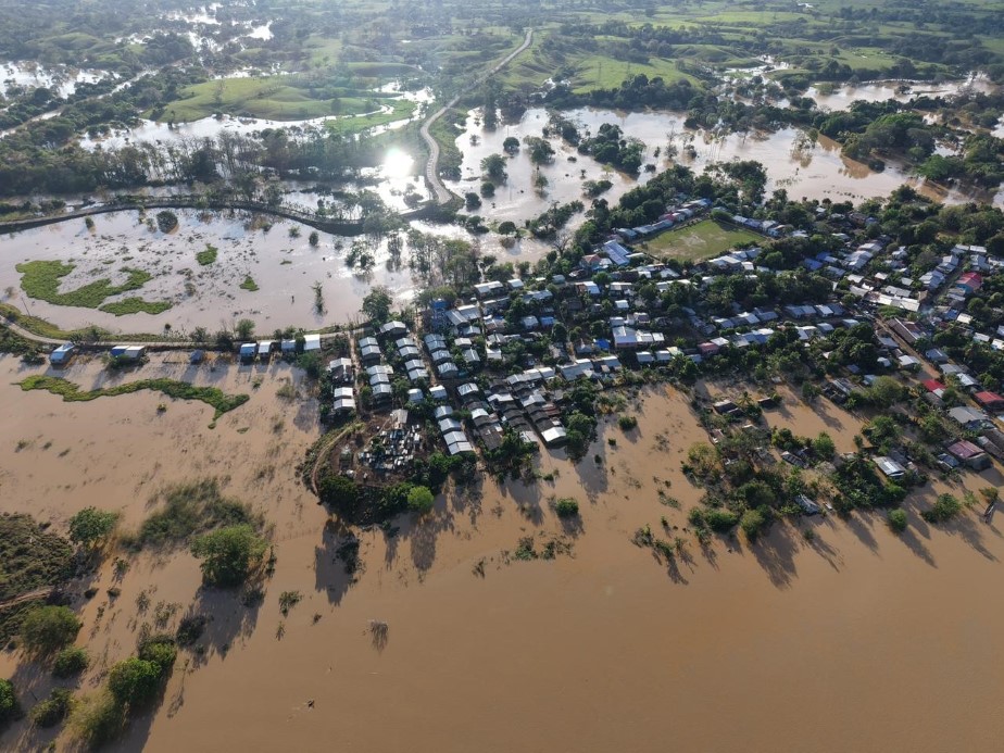 KOLOMBİYA'DA ÜLKE GENELİNDEKİ SELLERDE 6 KİŞİ HAYATINI KAYBETTİ YAKLAŞIK 240 SEL OLAYINDA EN AZ 15 BİN KİŞİ ETKİLENDİ