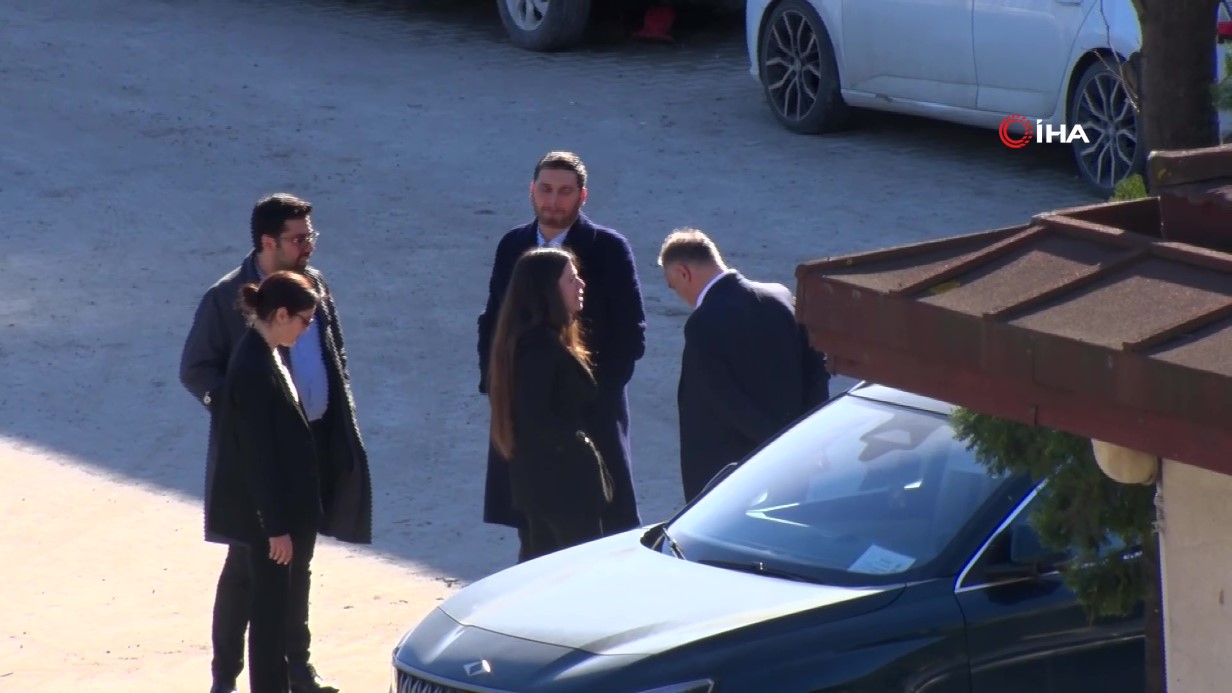 -b3f52ee8-655c-4095-be18-0be9a2957c67-frame-at-0m36s