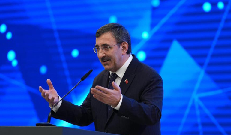 Cumhurbaşkanı Yardımcısı Yılmaz: “Aziz milletimiz, TBMM’de bu tür görüntüleri hak etmiyor”