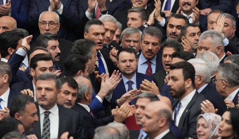 Bakan Gürlek: “Adaletin tecellisi adına hizmet yolunda kararlılıkla ve azimle çalışmaya devam edeceğiz”