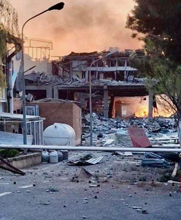 BURSA'DA YÜZLERCE DÖNÜM ŞEFTALİ VE ARMUT BAHÇESİ SU ALTINDA