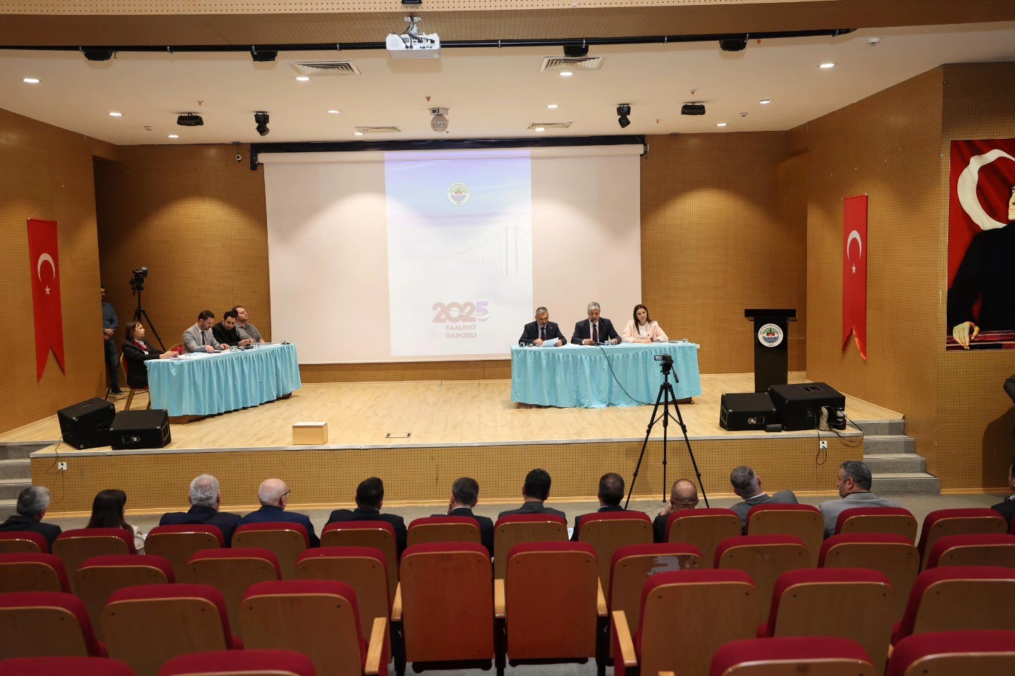 BAŞKAN ÖMEROĞLU: "20 YILLIK İMAR SORUNUNU ÇÖZDÜK"