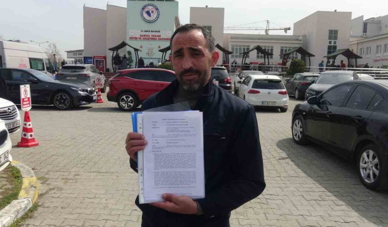 KURBAN BAYRAMI'NDA PARMAĞINI KESTİ, BAŞINA GELMEYEN KALMADI BIÇAK KESİĞİ YÜZÜNDEN HEM UZVUNDAN HEM İŞİNDEN OLDU