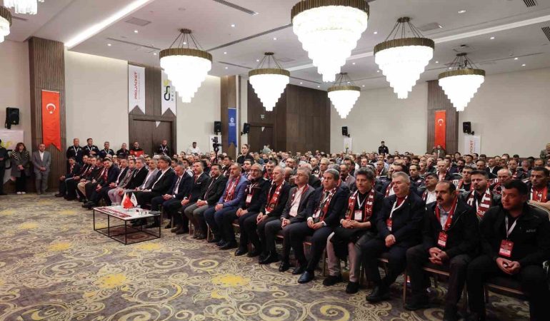 81 İLİN İTFAİYECİLERİ KOCAELİ'DE BULUŞTU