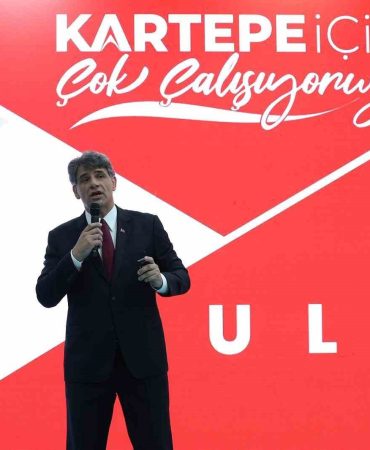 BAŞKAN KOCAMAN, HASTANE ÜZERİNDEN YAPILAN ELEŞTİRİLERE KARŞILIK VERDİ "HASTANEYE LAF ETMEYİN, HAYATTA YAPTIĞINIZ HASTANE Mİ VAR?" NÜFUSU HIZLA ARTAN KARTEPE'DE TRAMVAY İÇİN TARİH VERİLDİ: TEMMUZ'DA BAŞLIYOR