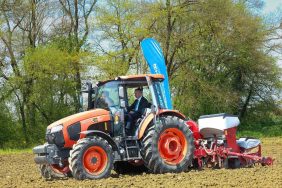 ÇİFTÇİLERE 27 MİLYON LİRALIK TOHUM DESTEĞİ