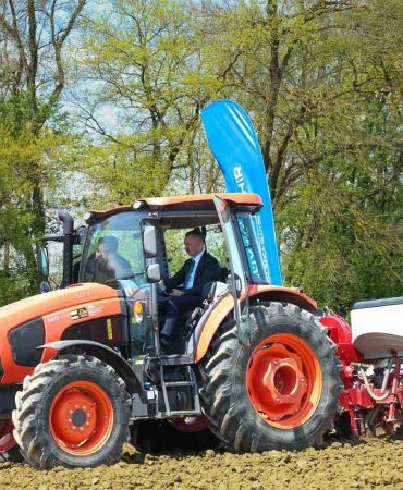 ÇİFTÇİLERE 27 MİLYON LİRALIK TOHUM DESTEĞİ