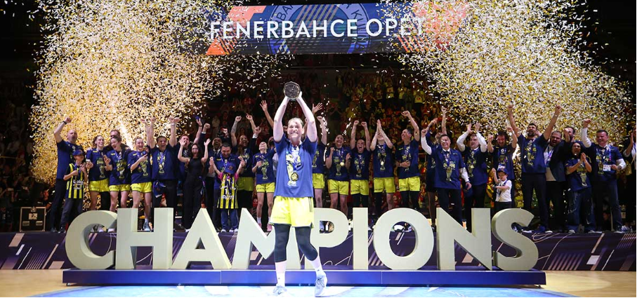 Bakan Bak’tan FIBA Kadınlar Avrupa Ligi Şampiyonu Fenerbahçe Opet’e tebrik