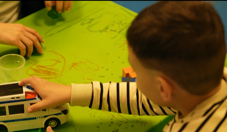 Benimle Oynar Mısın 01