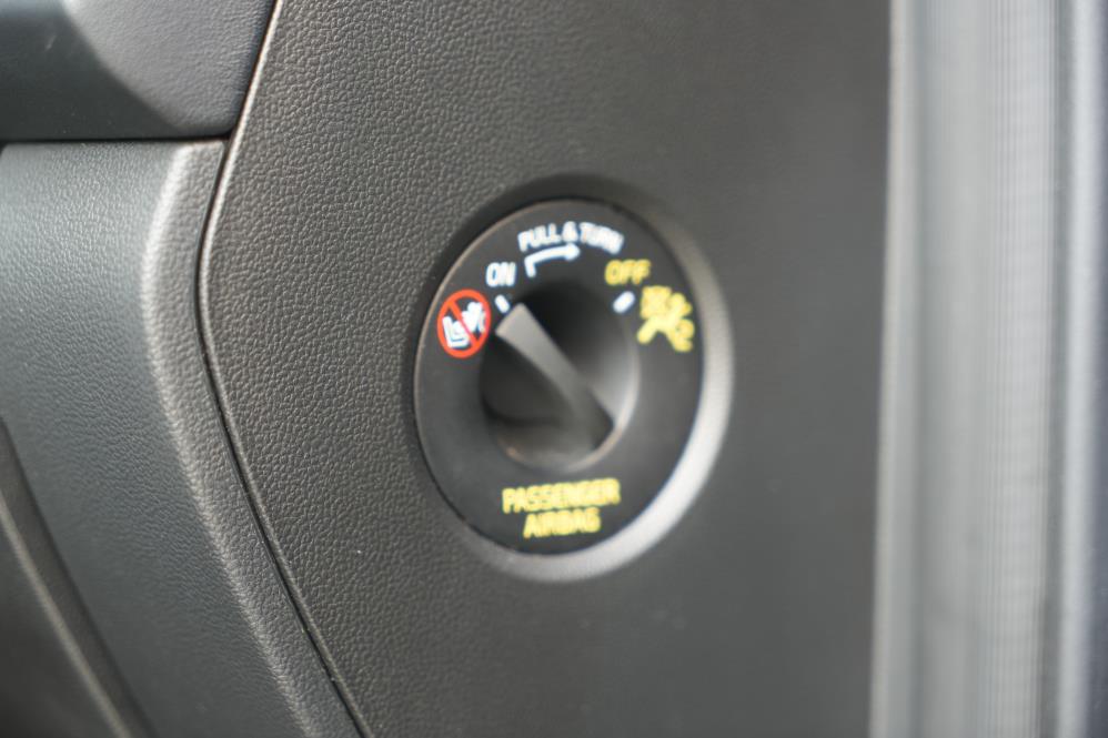 Bu görselin Alt özniteliği boş. Dosya adı: Gelin-arabasi-hayaliyle-aldigi-sifir-otomobil-kabusu-oldu-1.jpg