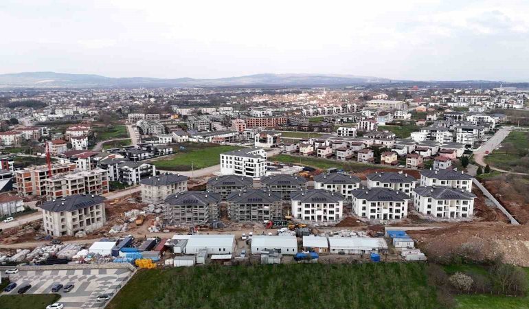 KONUT PROJESİNE 24 SAATTE BİN 585 BAŞVURU
