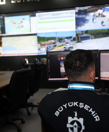 KOCAELİ'DE ŞEHİR YÖNETİMİ TEK EKRANDA